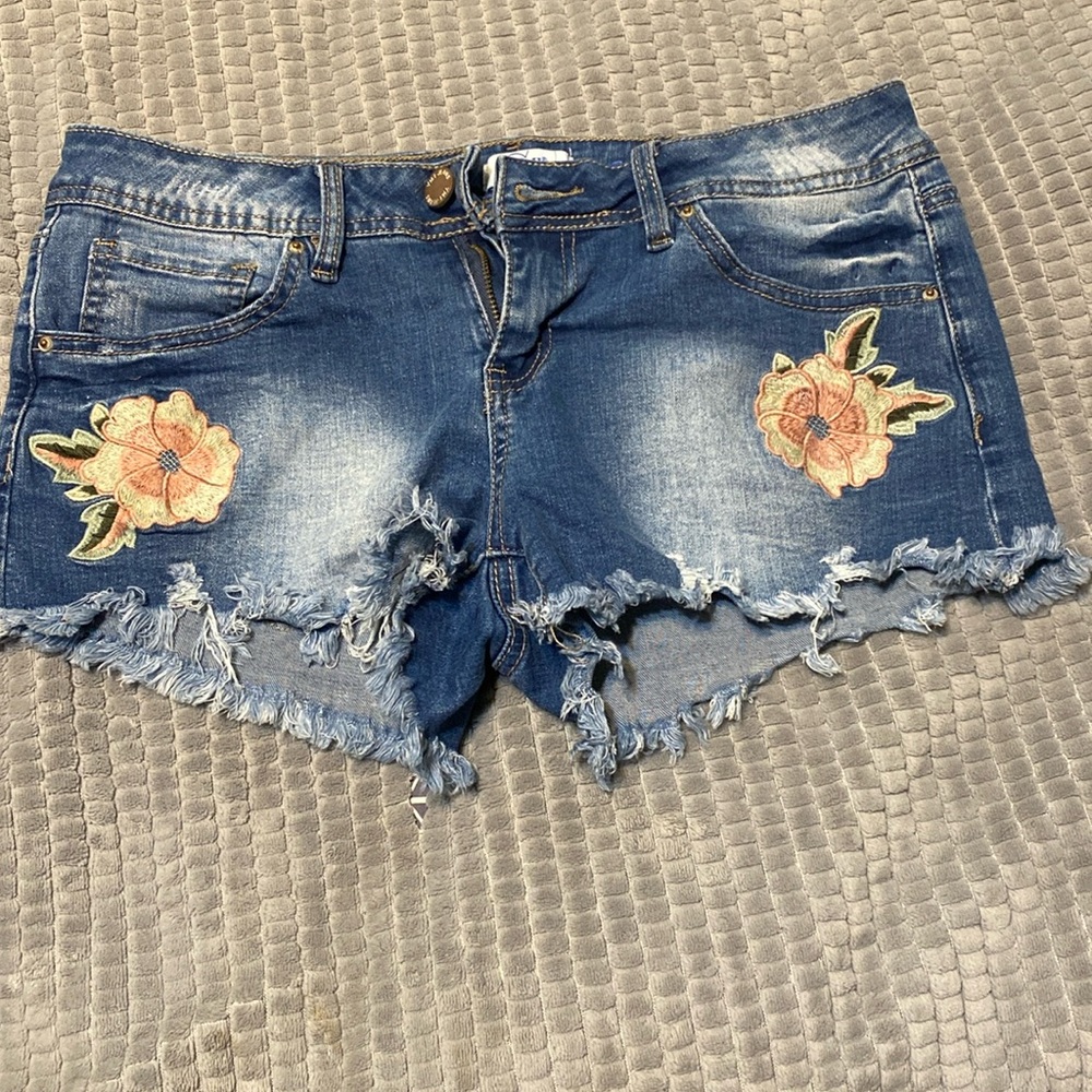 YMI blue jeans shorts women’s